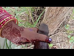  - छोटी मोसी को खेत पे बुला के चोद लिया हिंदी में अश्लील