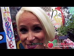  - POV PICKUPS ► Silikon-Titten MILF fickt Normalo auf Treppe ◄ (PUBLIC) SOPHIE LOGAN (FULL SCENE)