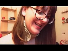  - Carlo è un grande segaiolo ed io amo vederlo masturbare vuoi provare?