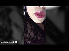  - Me dejaron bien caliente y me desnudo en mi cama para masturbarme para ti amor mirame