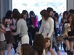  - 500 people group sex