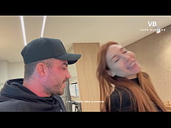  - El cornudo de mi marido se demoró en llegar y yo me folle a su mejor amigo