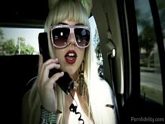  - Gaga Invited To Kelly Madisons House For A Hot Threeway