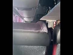  - Chico me muestra su pija en autobús y me resisto para no chapársela
