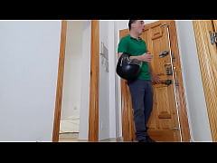  - HOME DELIVERY MAN RECEIVES HOT BLOWJOB FROM MATURE BLONDE