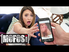  - Horny Little Slut &lpar;Quinn Wilde&rpar; Takes Every Inch Up Her Ass For A Hot Fucking With Her BF - Mofos