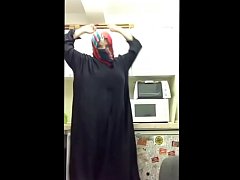  - Sexy  Dance in Abaya