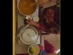  - Sexy Aunty Desi Cleavages