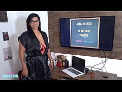  - Aluno goza na boca da professorinha gostosa - Leo Ogro