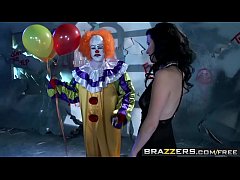  - Brazzers - Dirty Masseur - Veruca James and Bill Bailey -  I Had the Strangest Dream Last Night