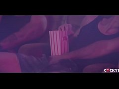  - VAMOS PARA O CINEMINHA??! Cinemão pornô com Arad WinWin, Dato Foland, Levi Karter & Valentin Braun