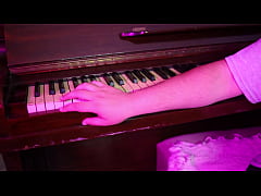  - La fiesta del terror nos trae al domonio de vanemilfit para un gran trio - VIDEO COMPLETO