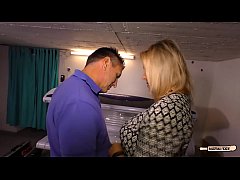  - HAUSFRAU FICKEN - Blonde German housewife gets her amateur pussy drilled