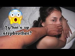  - Shhh shhh Calladita!! Solo te voy a meter la cabecita...