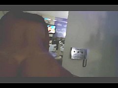  - Morena gostosa cavalgando e gozando no pau