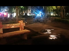  - Public FREE GANG BANG en la calle, usada por 8 hombres en plena calle, me dejaron el hoyo bien abierto, LLEGA LA POLICIA! full on XRED