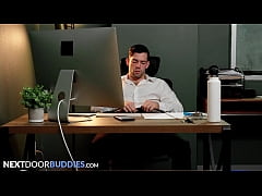  - Looks Big, I'm In, Sexy Couple Fuck Big Dicked Ex - Julian Brady, Michael Boston, Blake Wilder - NextDoorBuddies