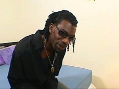  - ghetto hoe Vivica gets pimped