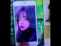  - Bắn tinh vô mặt em Quỳnh xinh