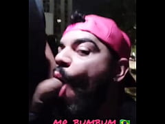  - MACHO CASADO AVISOU QUE IRIA CHEGAR MAIS TARDE EM CASA PORÉM O VERDADEIRO MOTIVO ELE NÃO CONTOU. MRBUMBUMBRASIL FAZ O QUE MUITA MULHER NAO FAZ COM SEUS MARIDOS. CENTENAS DE AVENTURAS NO RED