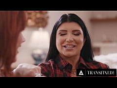  - TRANSFIXED - Aroused Ariel Demure & Romi Rain Stop Cleaning Their Car For Amazing Raw Sex