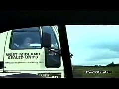  - Teen flashes to passing truckers