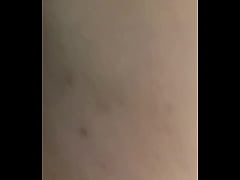  - mở cửa sổ cho hàng xóm nhìn chơi