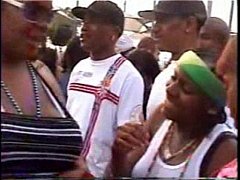  - Lesbian-Pride2K5.1-Bootylicious!