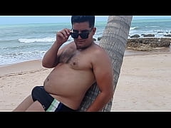  - Yuri Gaúcho se masturbando na Praia de Coqueirinho PB com banhistas na praia