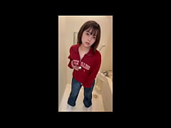  - 【女子大生の休日の日のルーティン動画】試着室でオナニーして家で買ったジーンズにお漏らししました。