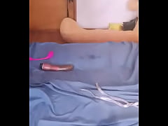  - Yo soy su prepago él es mi cliente, dicen que es el oficio más antiguo del mundo, incluso los monos hacen trueque por un polvete