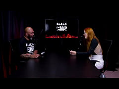  - Não gosta do debate 30 contra 1, as pessoas mudam pela necessidade, e o estalo que deu para mudar de vida foi... - Bella Ruiva (WATCH ON: SHEER/RED)