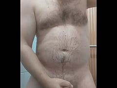  - VID 427 Ma masturbez si imi beau sperma si pisatul (4min)