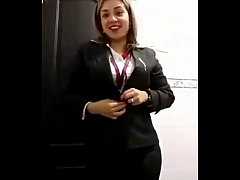  - Se desnuda para mi