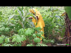  - Lagos landlady got fuck when she went to inspect her farm
