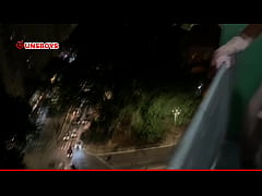  - Safadinho aceitou o desafio ,bateu punheta e gozou na varanda com vizinhos olhando | Completo para subscritos