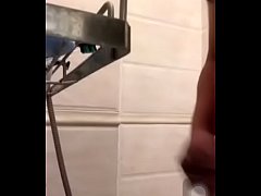  - top sục ra sữa