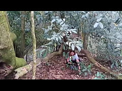 - O CARA PAGOU PRA VE A MINHA BUCETA NO PARQUE ECOLOGICO TIVE QUE ENTRAR NO MATO E MOSTRAR PRA ELE