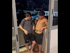  - SENTANDO NA PICA DO MEU AMIGO HÉTERO.