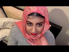  - Arabian beauty doing blowjob...