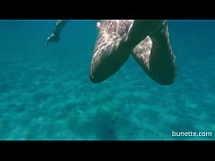  - Butt Plug swim and piss on the beach