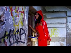  - Questa bruna gli piace farsi scopare nel culo da uno sconosciuto
