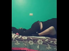  - Juego con mi amigo y terminamos calientes