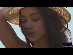  - Filipina teen hottie Kit Rysha strips naked outdoor