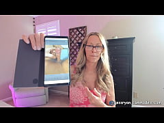  - Sexy Milf Camgirl Jess Ryan Gives An Honest Dick Rating For Thor  jessryan.manyvids.com