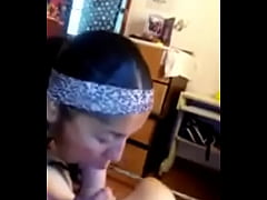  - Empleada me la chupa rico