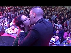  - Pornovatas.com (escena completa) romantico sexo publico en españa zenda sexy (grandes tetas naturales) vs jotade (gran polla)