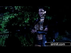  - Sexy Vampire Chick Seducing Her Next Victim - Bonnie Rotten