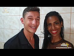  - Novinha Magrinha Gostosa Leona Senna Entrando na Pica de Novinho Tarado