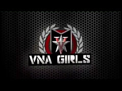  - Thick Dick Derrick Loves Giving Good Head To Sara And Ava For Cumshot